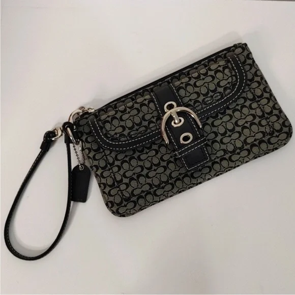 - Coach Wrislet - Picture 4 of 10